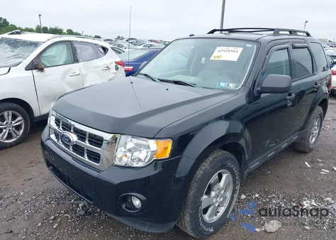 2012 Ford Escape Xlt z USA, uszkodzony, nr VIN 1FMCU9D74CKC00087